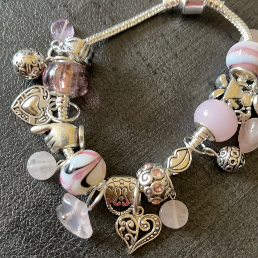 Jewelry - Picture 5 of 5